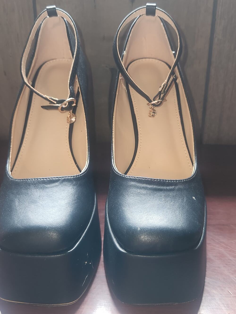 Black Platform Pumps Ankle Strap Pointed Toe Women's Size 7.5